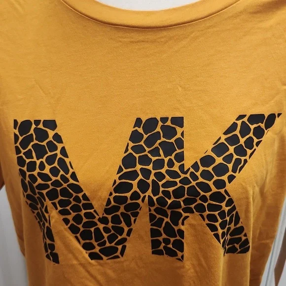 Michael kors top more of a mustard color - Picture 2 of 5